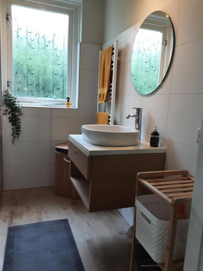 Rumah Senang Wellness Met Hottub En Tuin Ewijk Eksteriør billede
